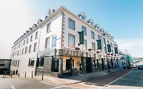 Dillon'S Hotel